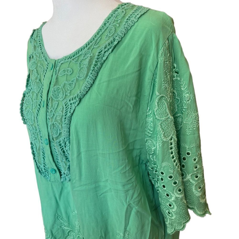 Green top - Picture 4 of 6